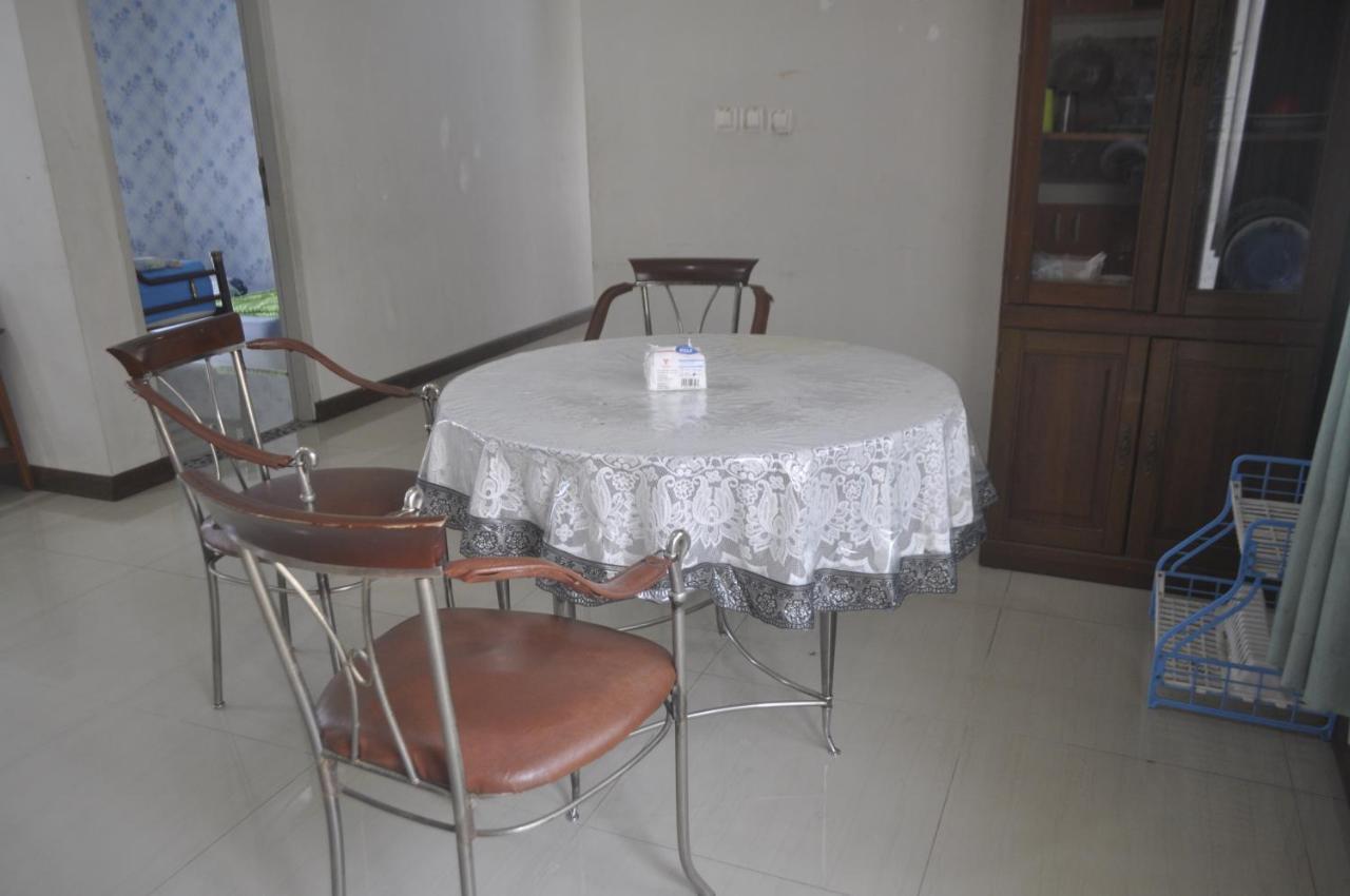 Dallil Putra Villa Lembang Exterior foto